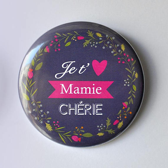 Badge Super Mamie - Badge épingle ou Aimant - Famille